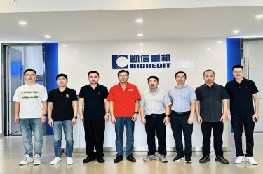 对标先进拓思路 蓄力赋能促发展 | 佰利乐纸业赴山东凯信沉机有限公司参观互换进建
